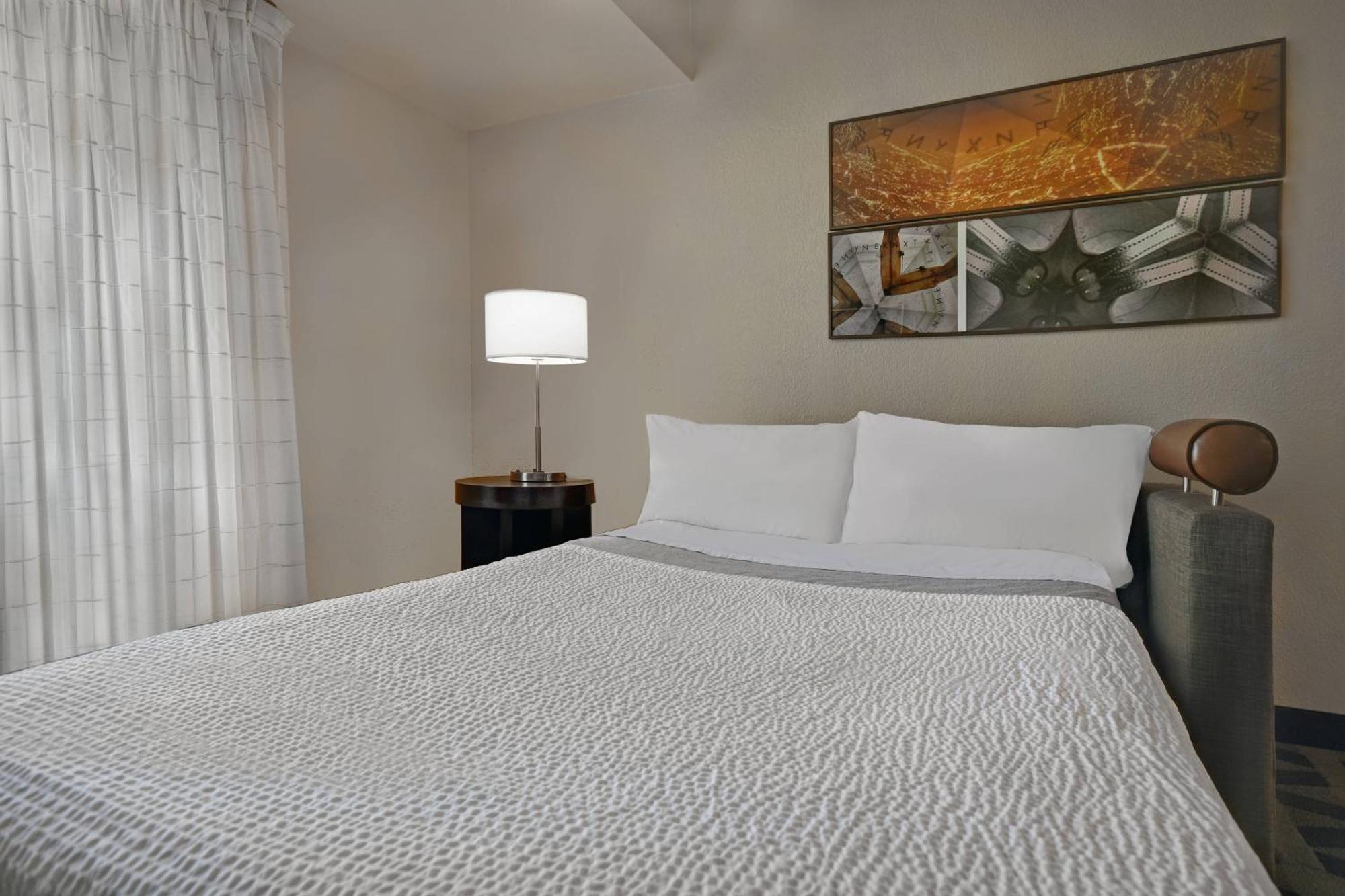Towneplace Suites Republic Airport Long Island Фармінґдейл Екстер'єр фото