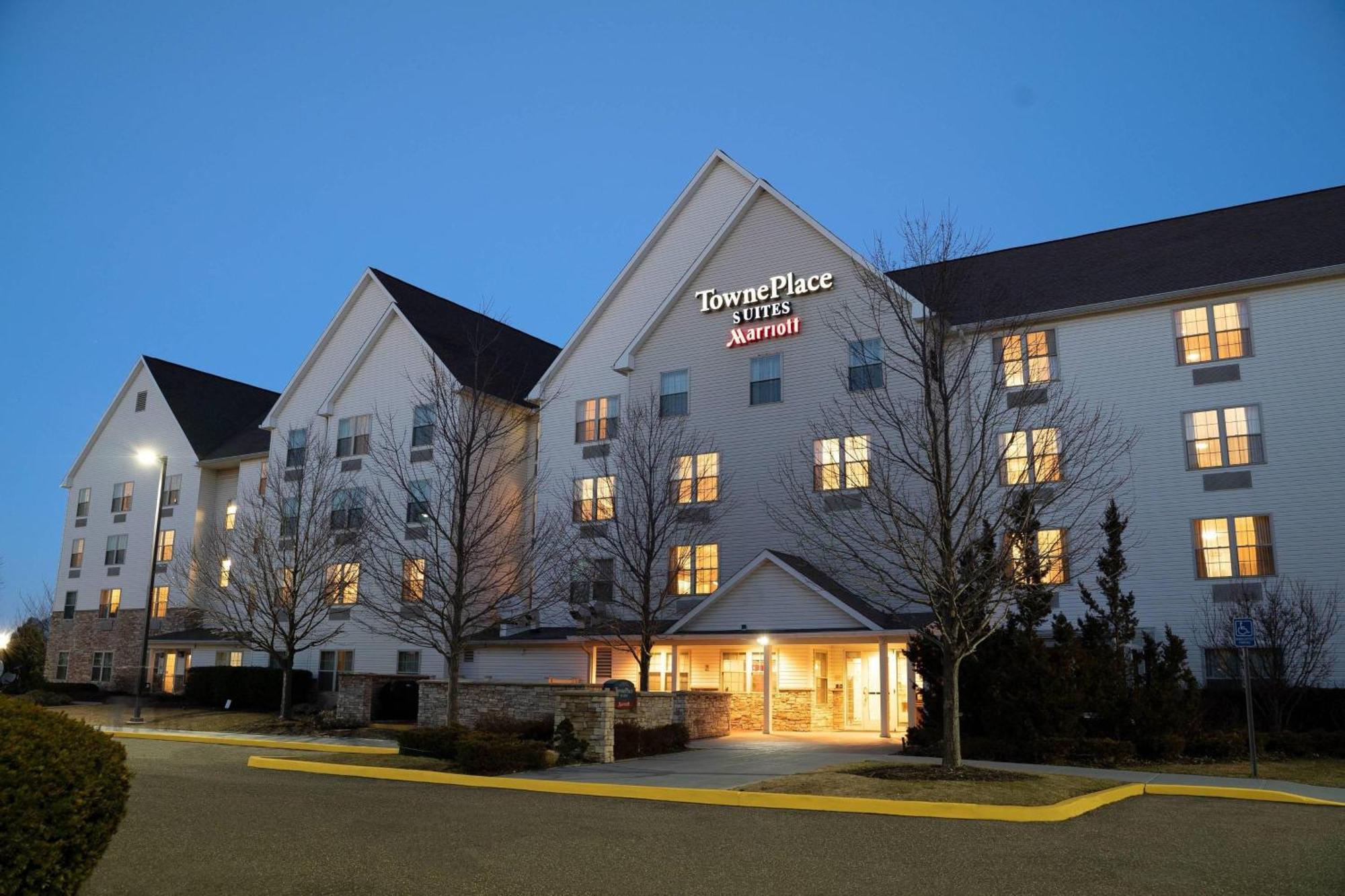 Towneplace Suites Republic Airport Long Island Фармінґдейл Екстер'єр фото